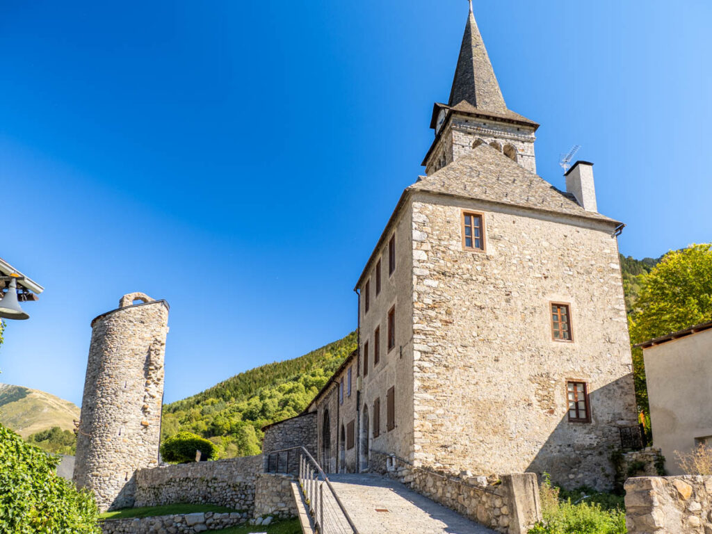 iglesia de Santa María de Arties