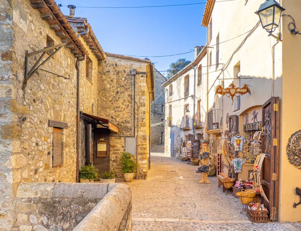 Besalú, un viaje a la época medieval
