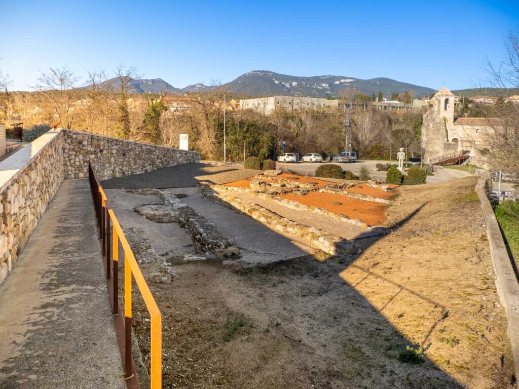 Besalú, un viaje a la época medieval