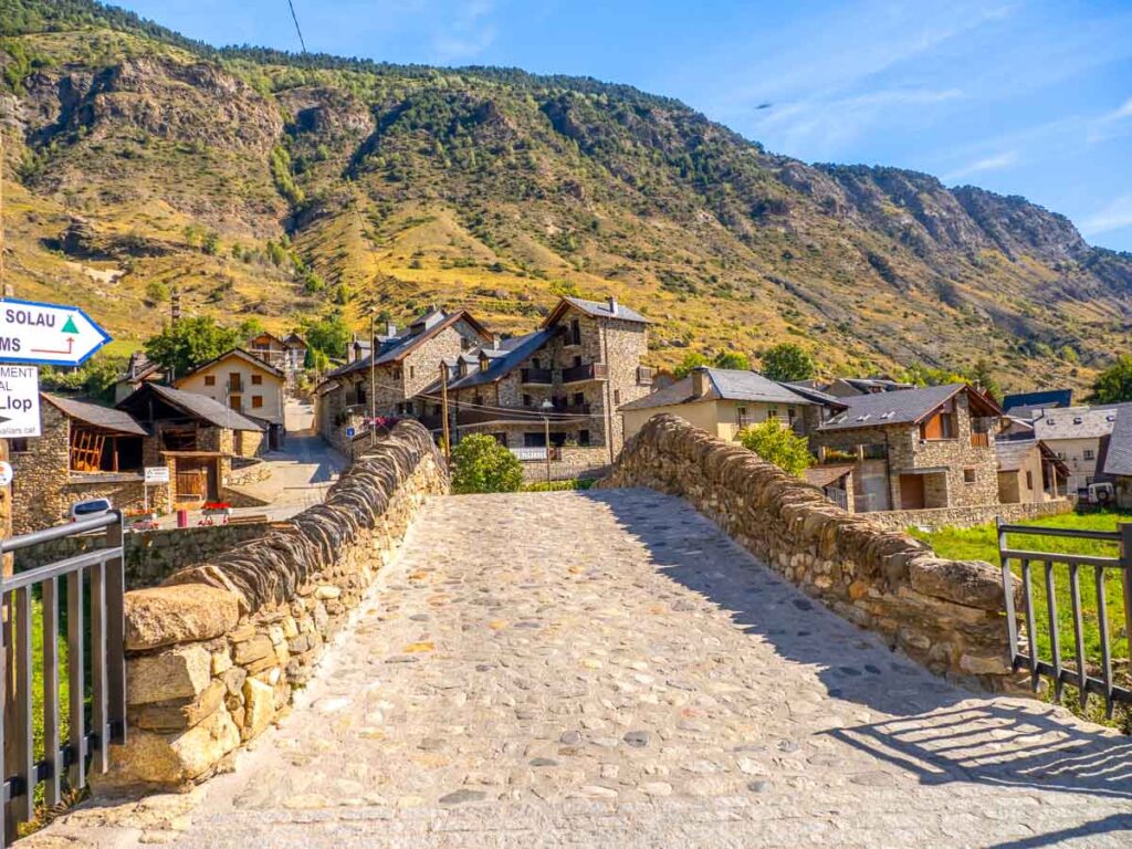 Puente Románico Espot