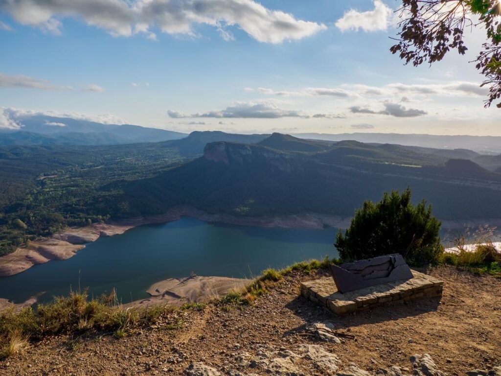 Tavertet, un pueblo rodeado de riscos