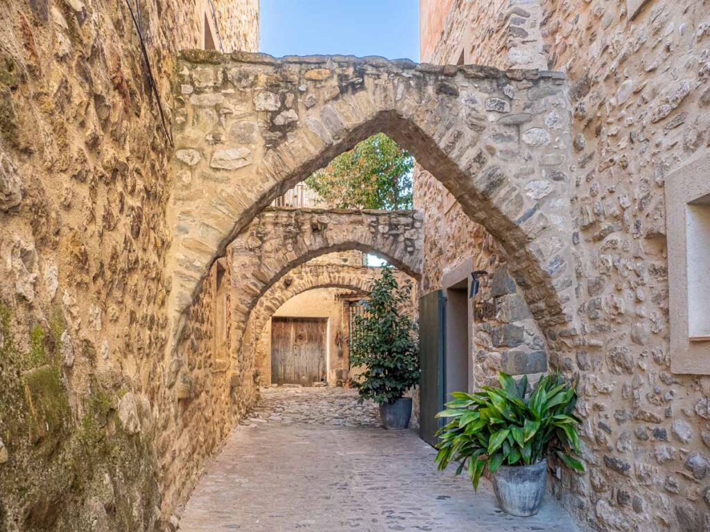Besalú, un viatge a l’època medieval