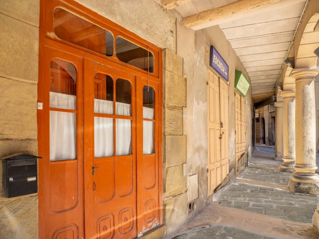 Porxades de la Plaça Gran de Calaf