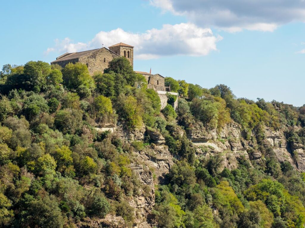 Vic, terra d’embotits, frares i misses