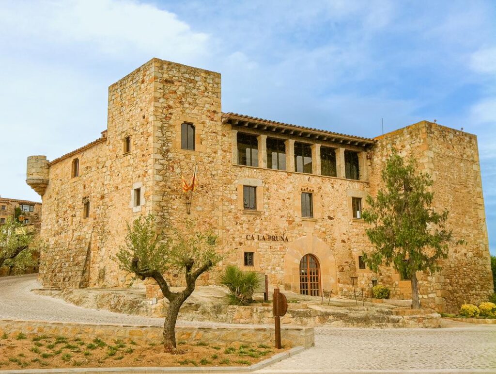 Casa Ca la Pruna de Pals