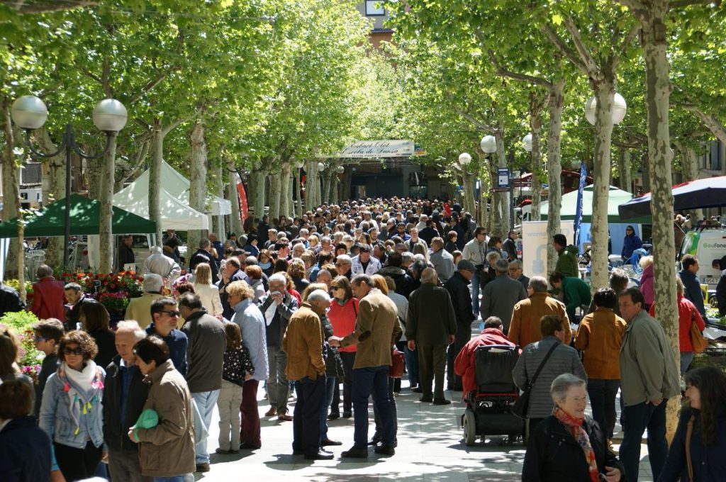 Fira de l'1 de maig a Olot