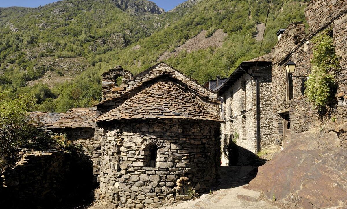Església Sant Romà d'Aineto