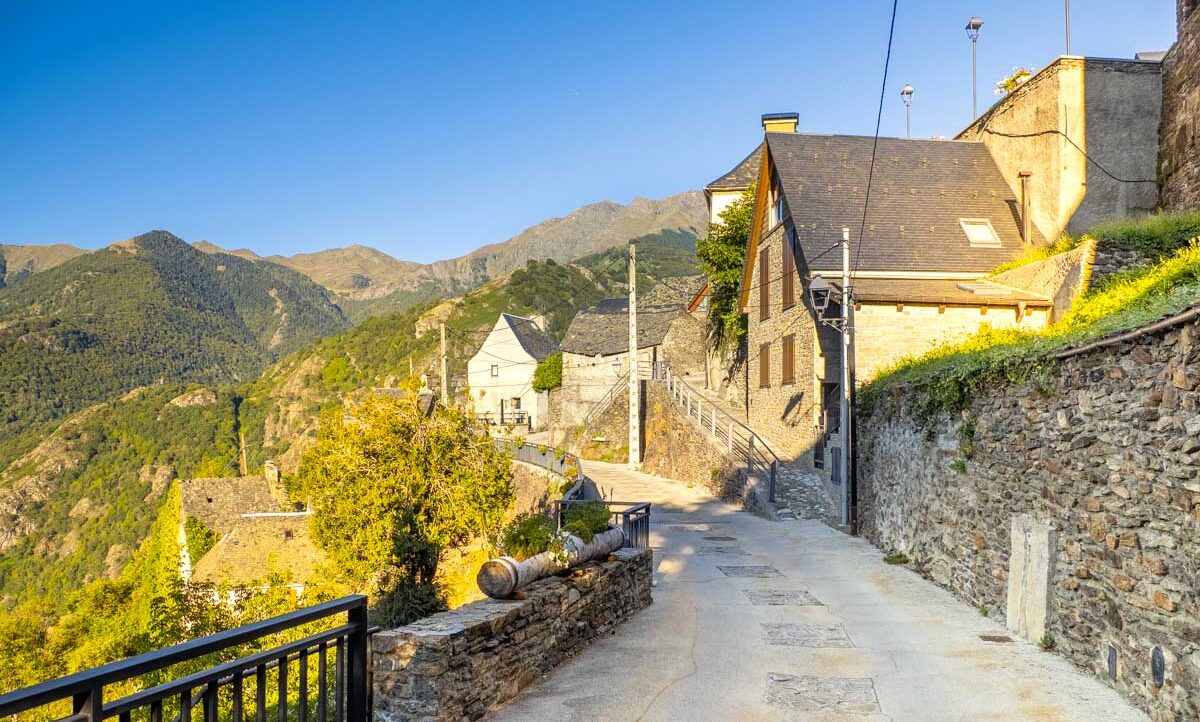 Canejan, un vila d'altura