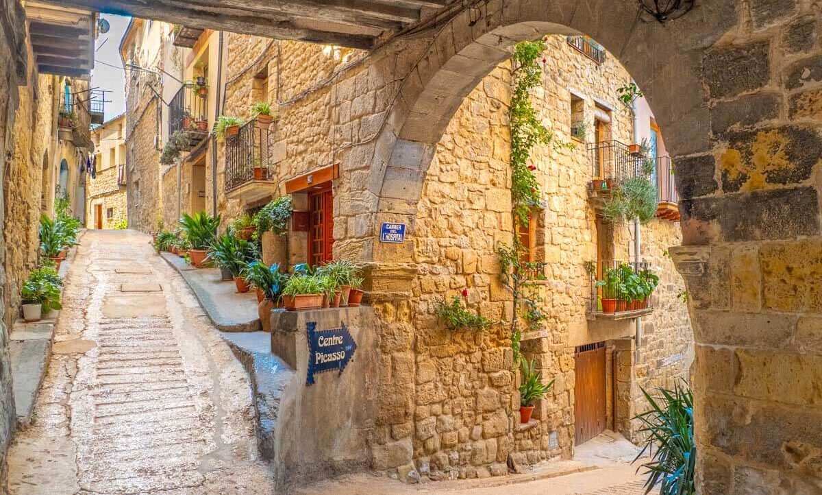 Horta de Sant Joan, el poble que va enamorar Picasso