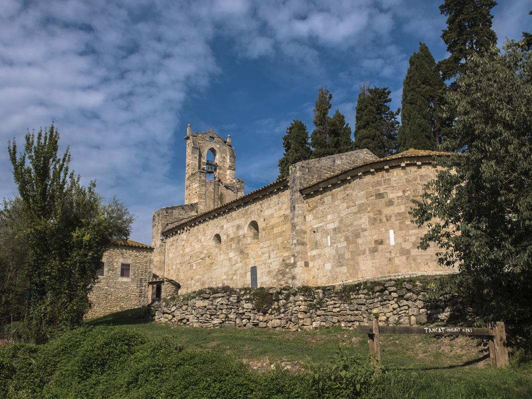 Església de Santa Maria de Porqueres