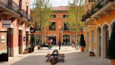 La Roca Village