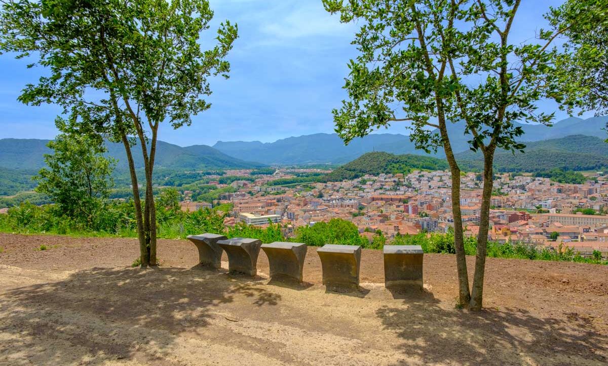 Olot, entre volcanes y fauna