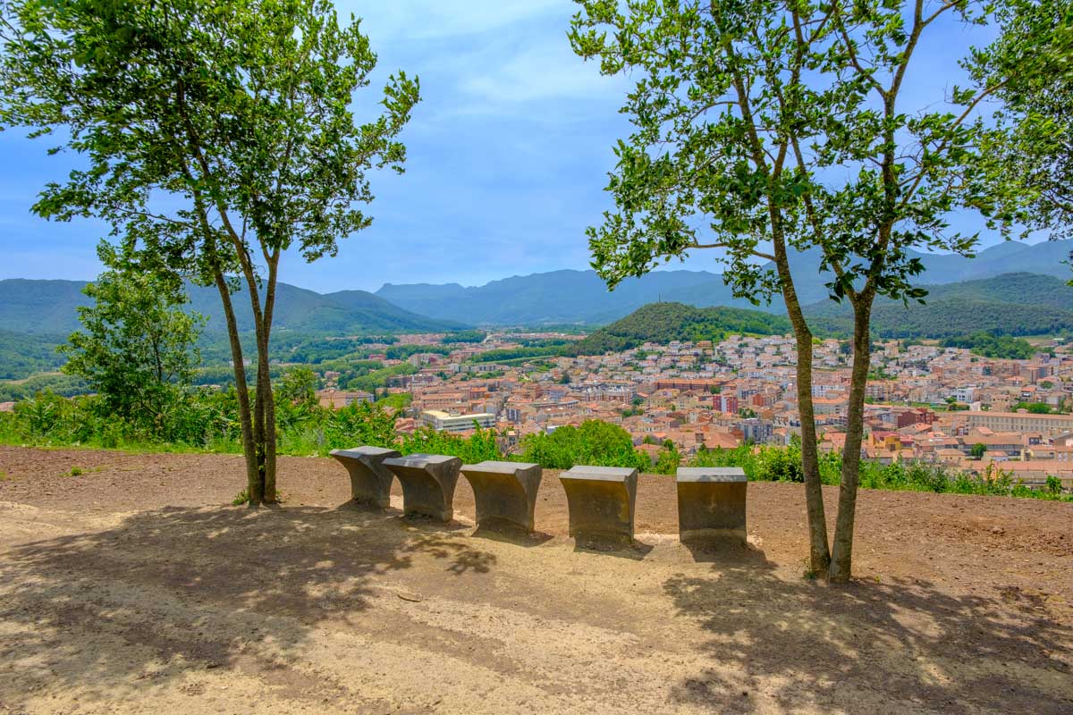 Olot, entre volcanes y fauna