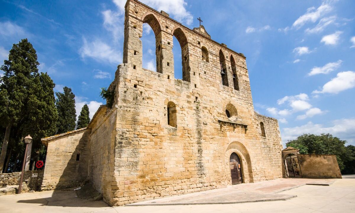 peratallada esglesia